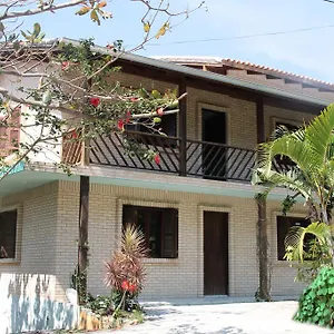 2* Casa de hóspedes Residencial Aracuã